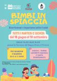 BIMBI IN SPIAGGIA AL BAGNO ROMA